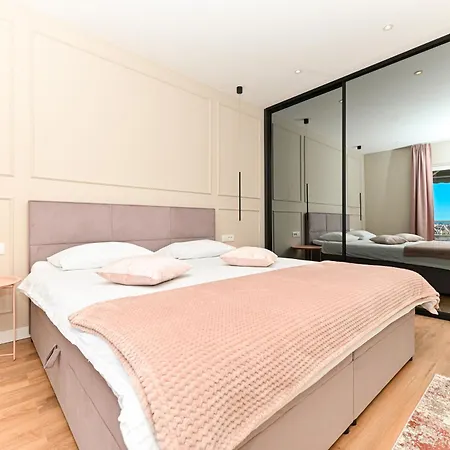 Dajana Feeling Of * Trogir