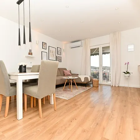 Dajana Feeling Of Apartment *